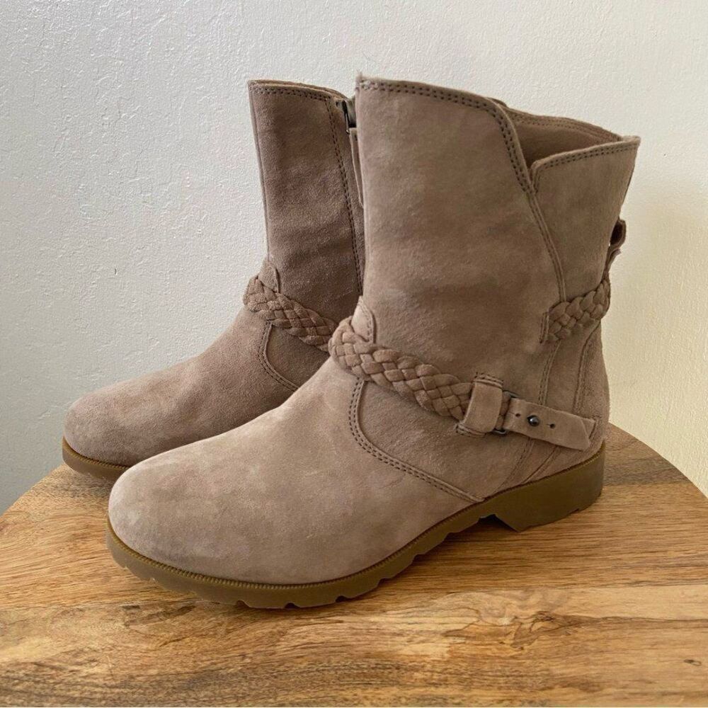Women's Tan Suede Ankle Boots